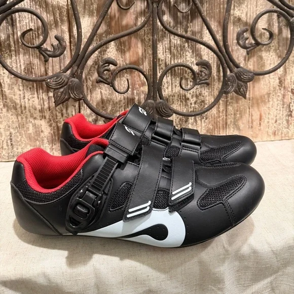 Peloton Black and Red Cycling Shoes 44 - Picture 3 of 9